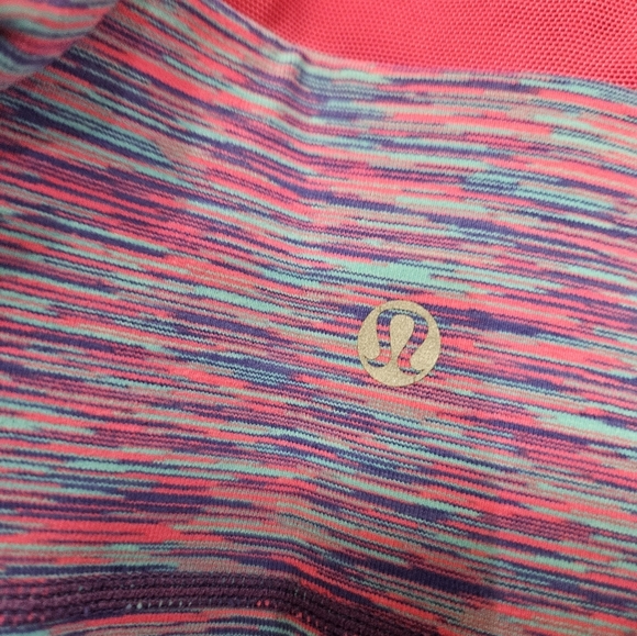 Lululemon Scoop Neck Athletic Tank Top! - Picture 3 of 6